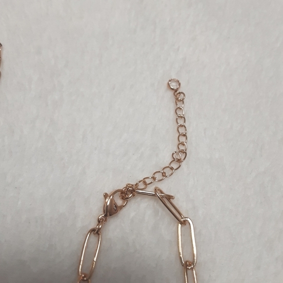 Necklace and Bracelet Set - Picture 7 of 11